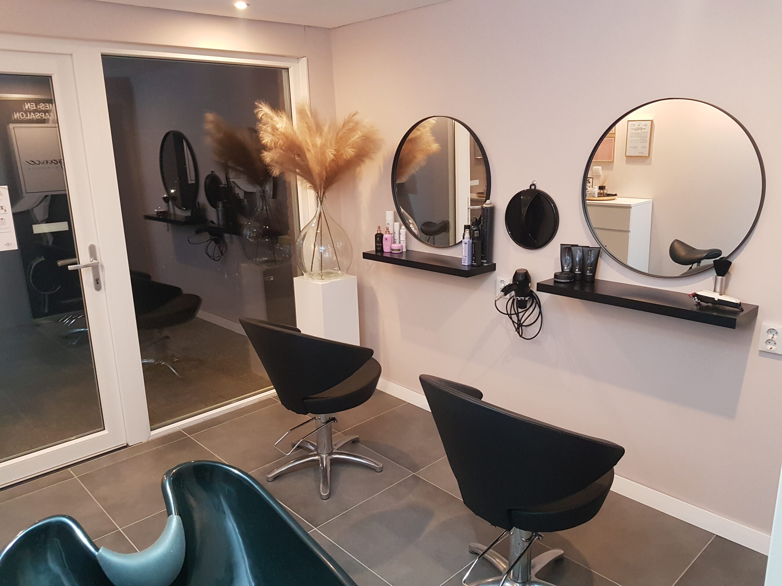 SALON Elegance Hairdesign